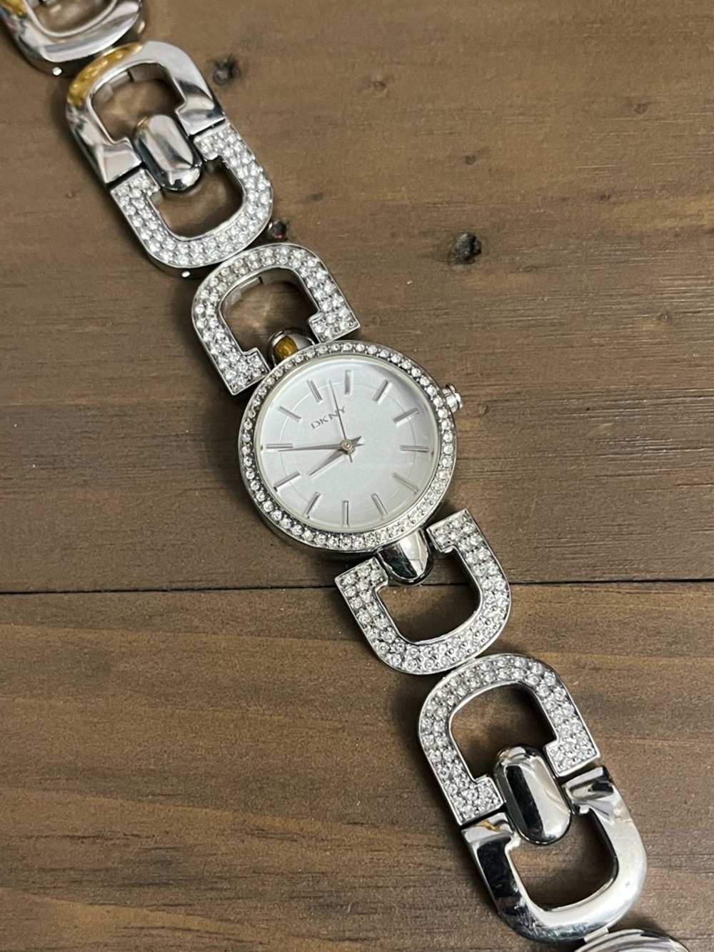 DKNY 4943 Sparkly Silver Rhinestone Watch Stainless Steel Designer Circle Stones